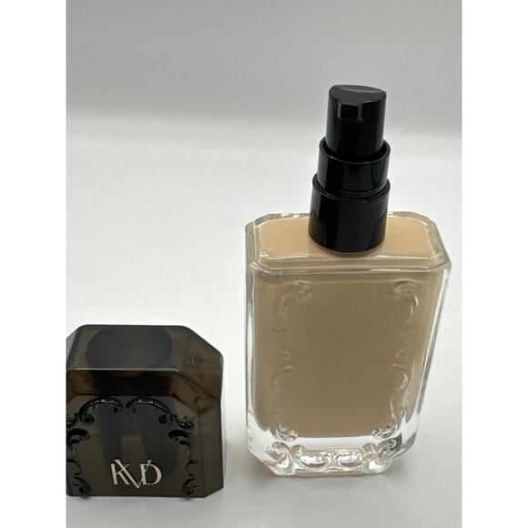 KVD BEAUTY Good Apple Full-Coverage Transfer-Proof Serum Foundation in Light 012 - Picture 4 of 7
